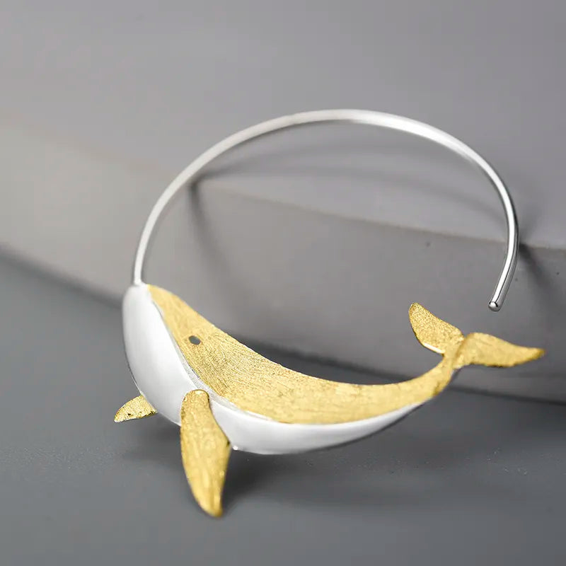 18K Gold Playful Whale Round Hoop Earrings