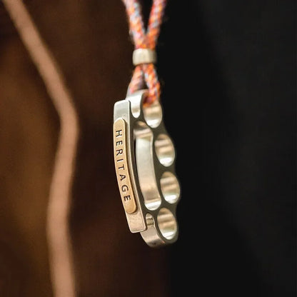Boxing Finger Tiger Pendant Designer Bracelet/Necklace