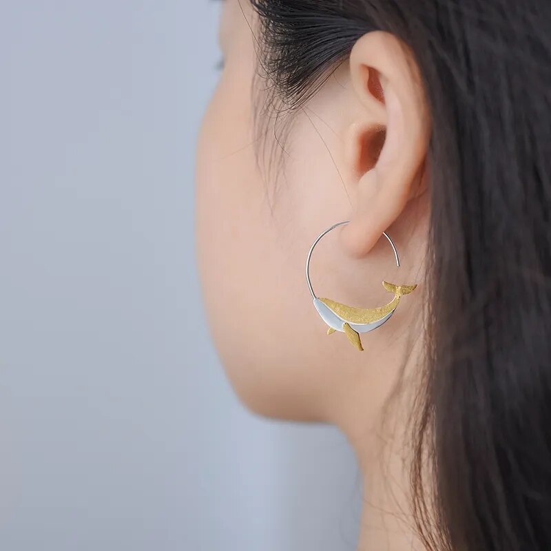 18K Gold Playful Whale Round Hoop Earrings