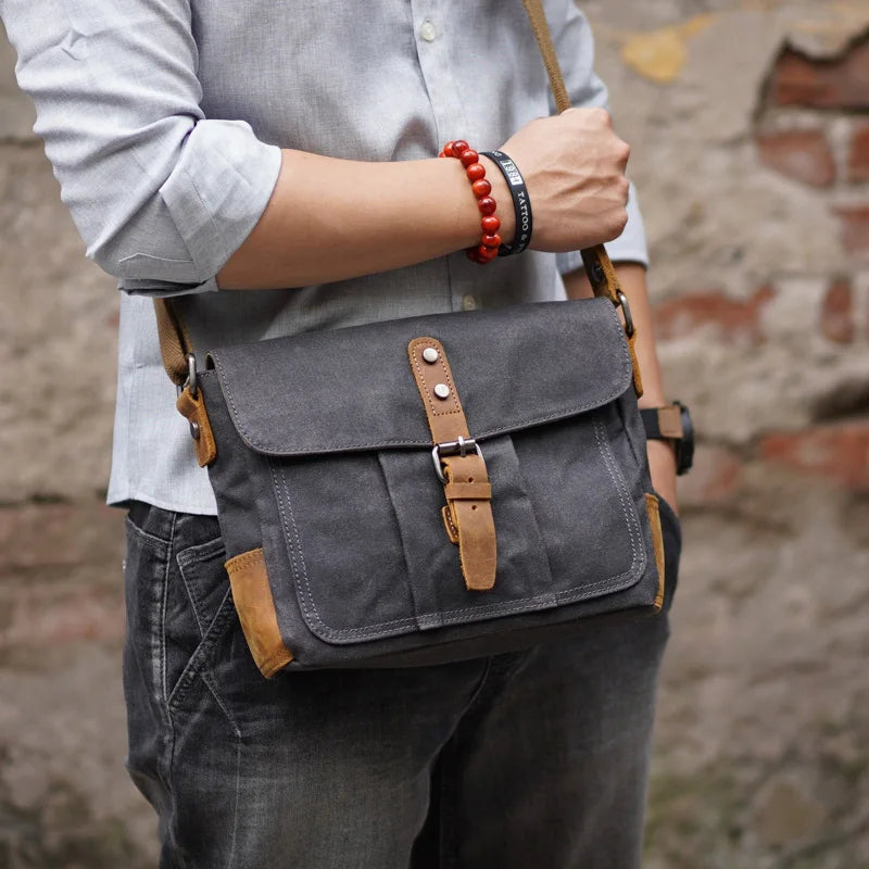 European-Style Timeless Vintage Waxed Canvas Crossbody Daily Commute Messenger Bag