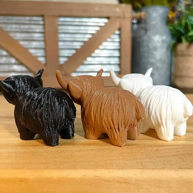 Unique Scottish Highland Cow 3D-Printed Souvenir Mini Figurine
